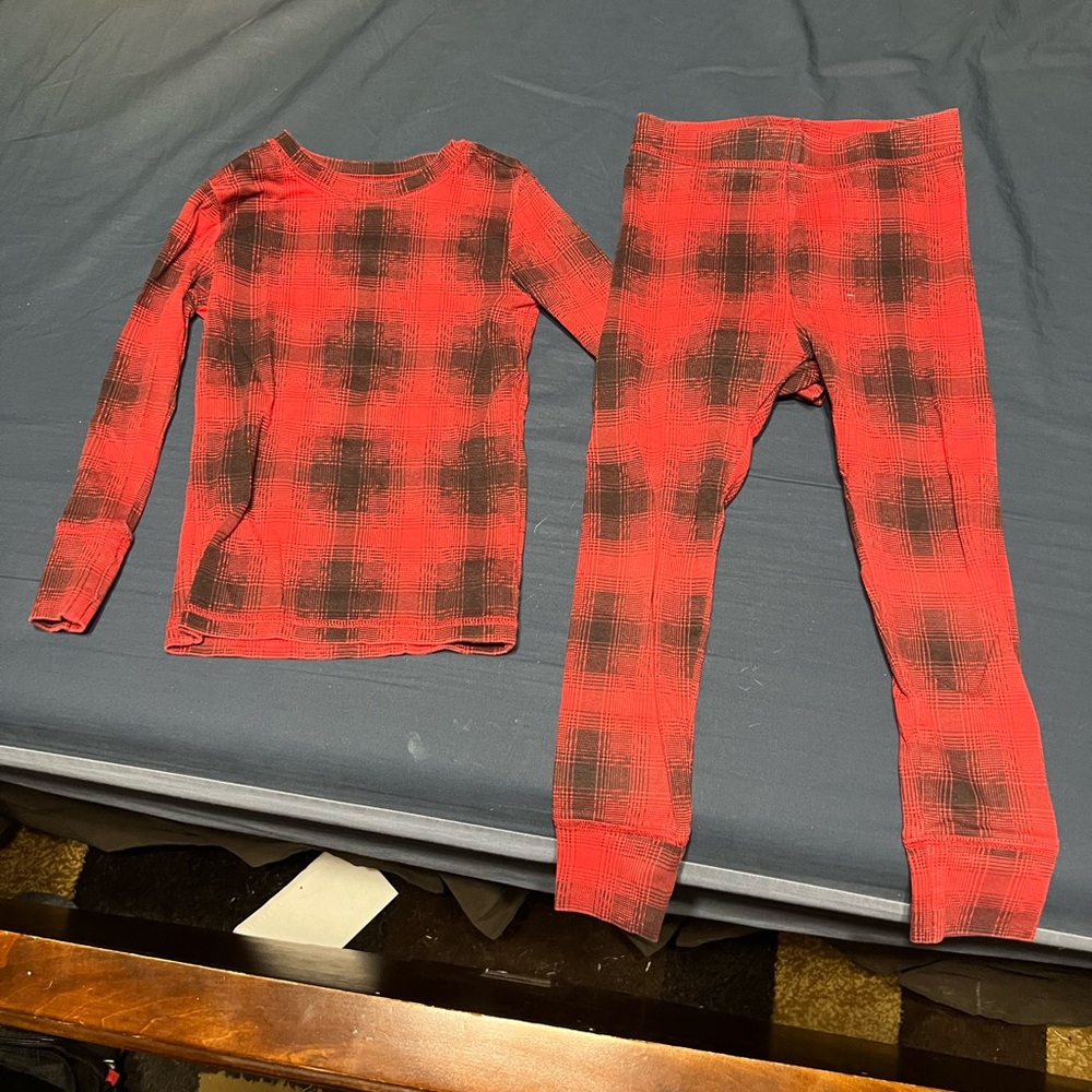 Gap kids pajamas, size 6